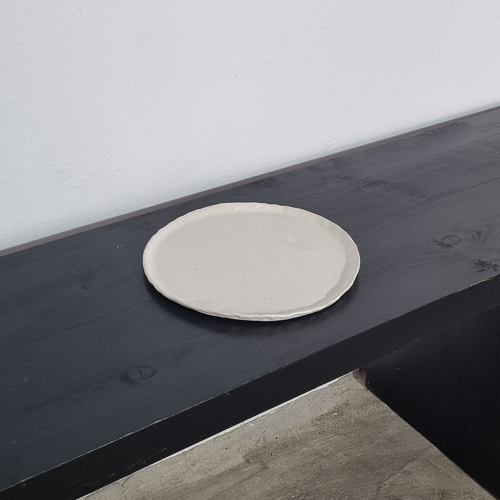 X Plate Dining l Tactile