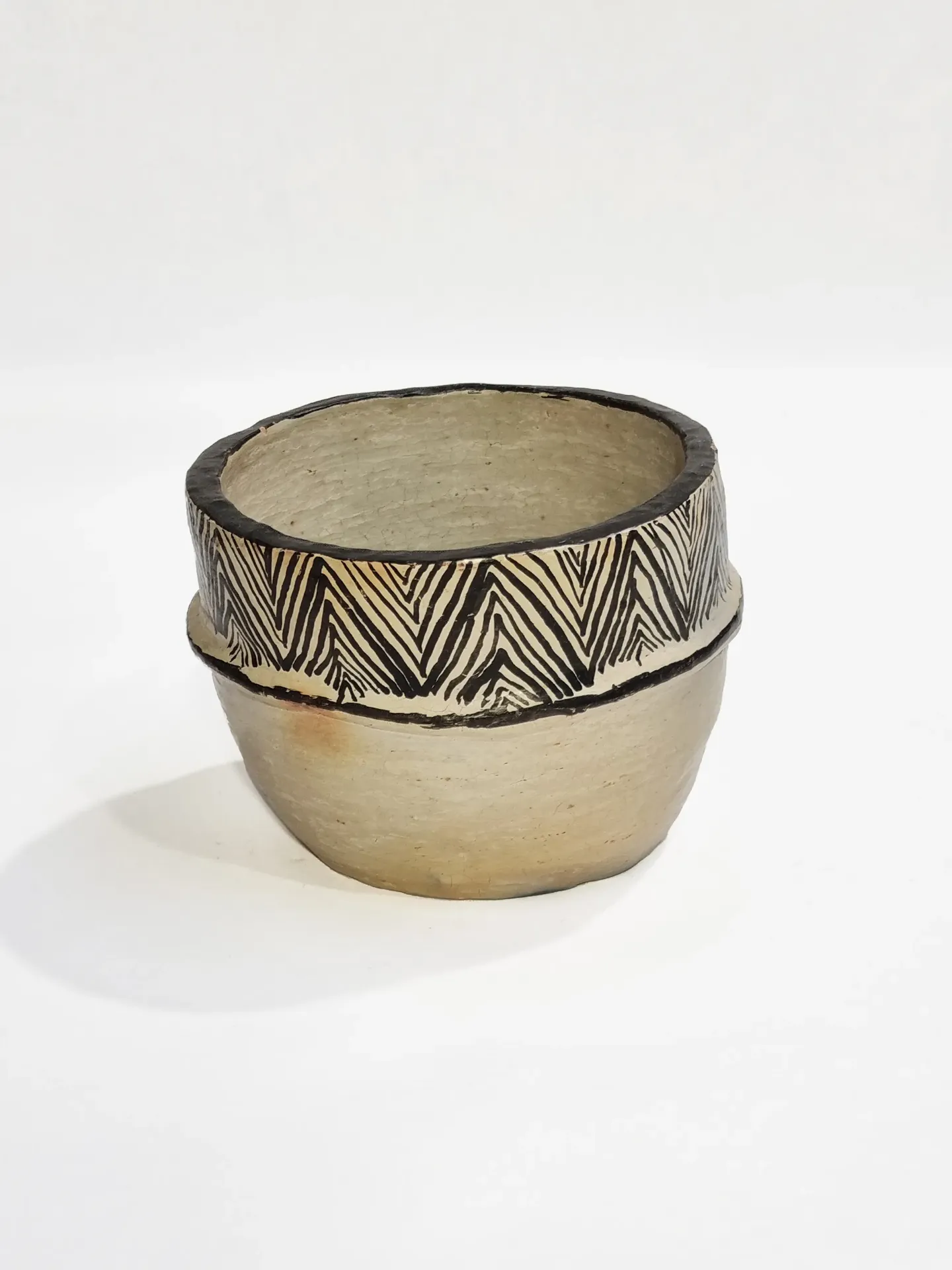 Pot Terracotta l Motif Natural/Black