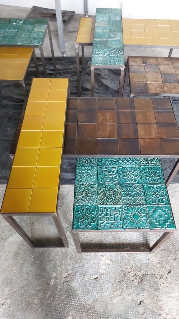 Coffee Table RAOUED (40x40x40, Bronze)