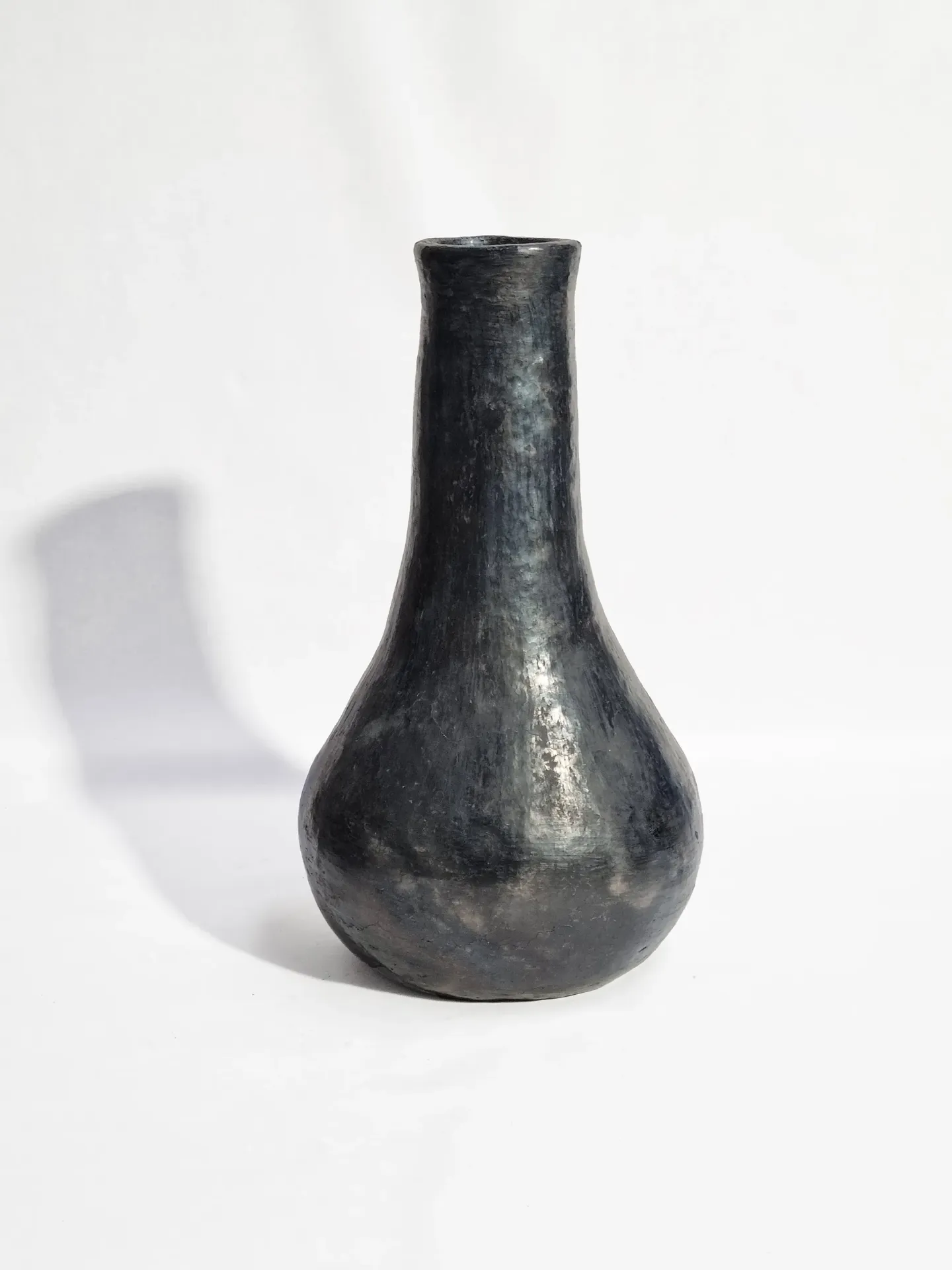 Vase Terracotta I Cone I 001 S9 Charcoal