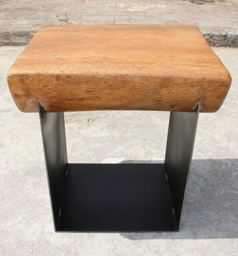 Stool AMINE